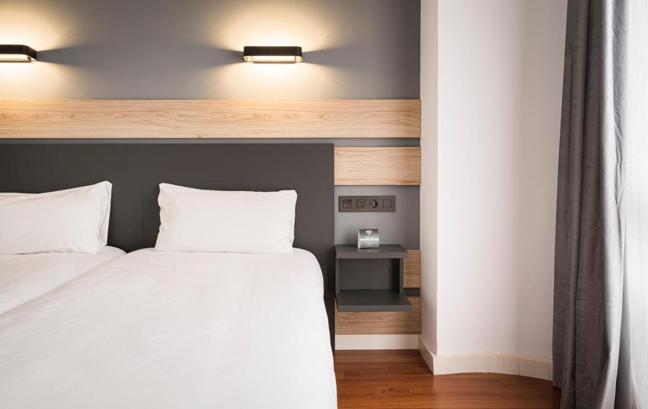 Hotel Alda Centro Хіхон Екстер'єр фото